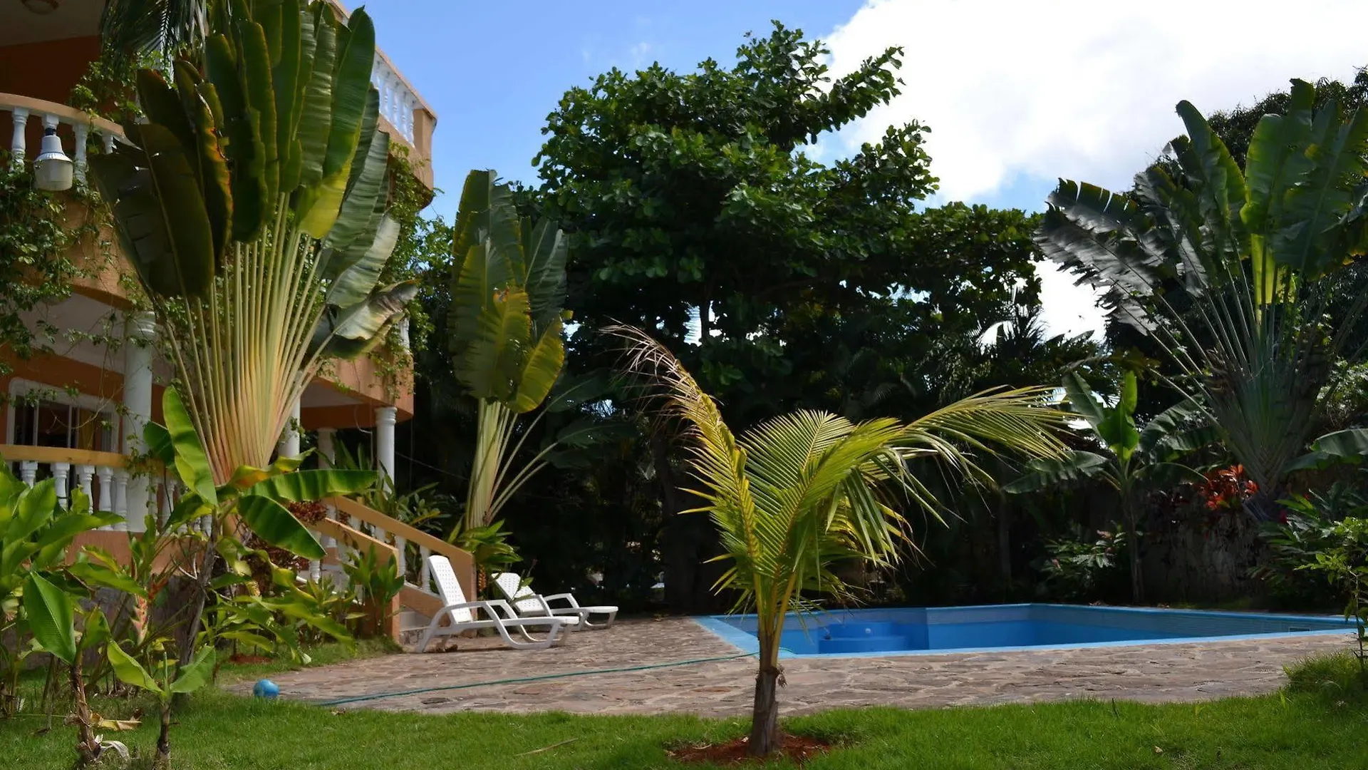 4 Bedroom Villa, Private Pool, Security, Ocean View Sosúa 3*,